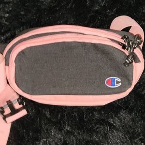 Champion Phanny Pack